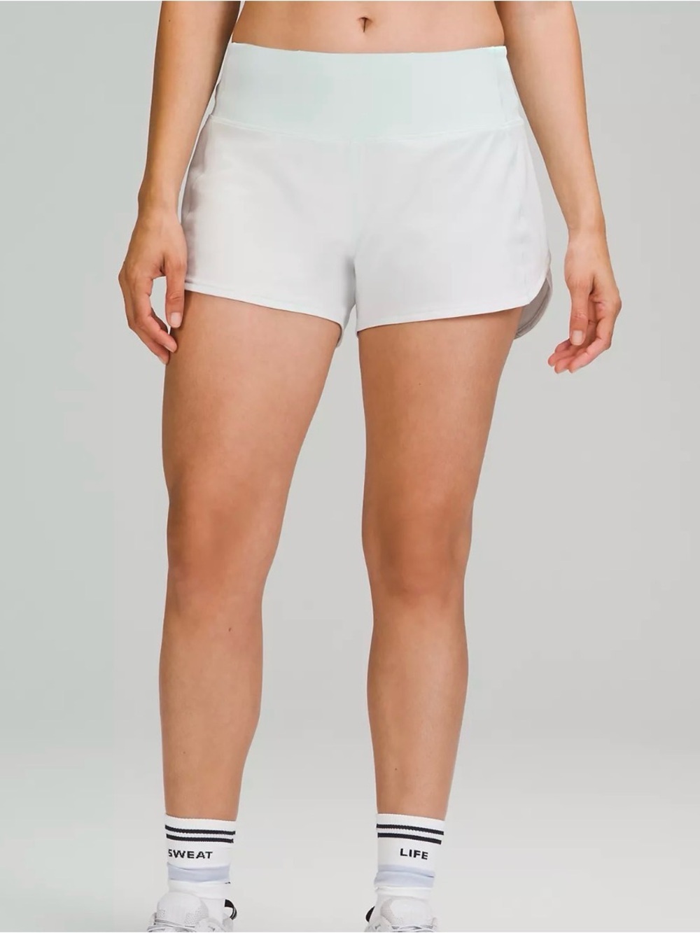 Lululemon Speed Up Mid Rise Lined Short 4”